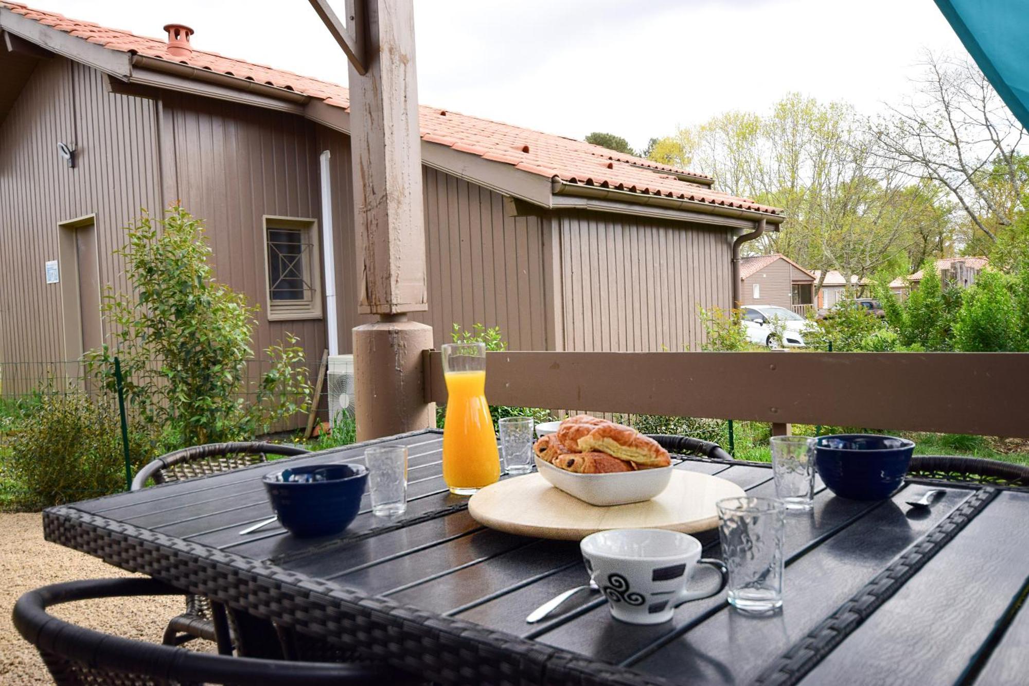 Chalet Le Bergeronnette Labouheyre Exterior foto